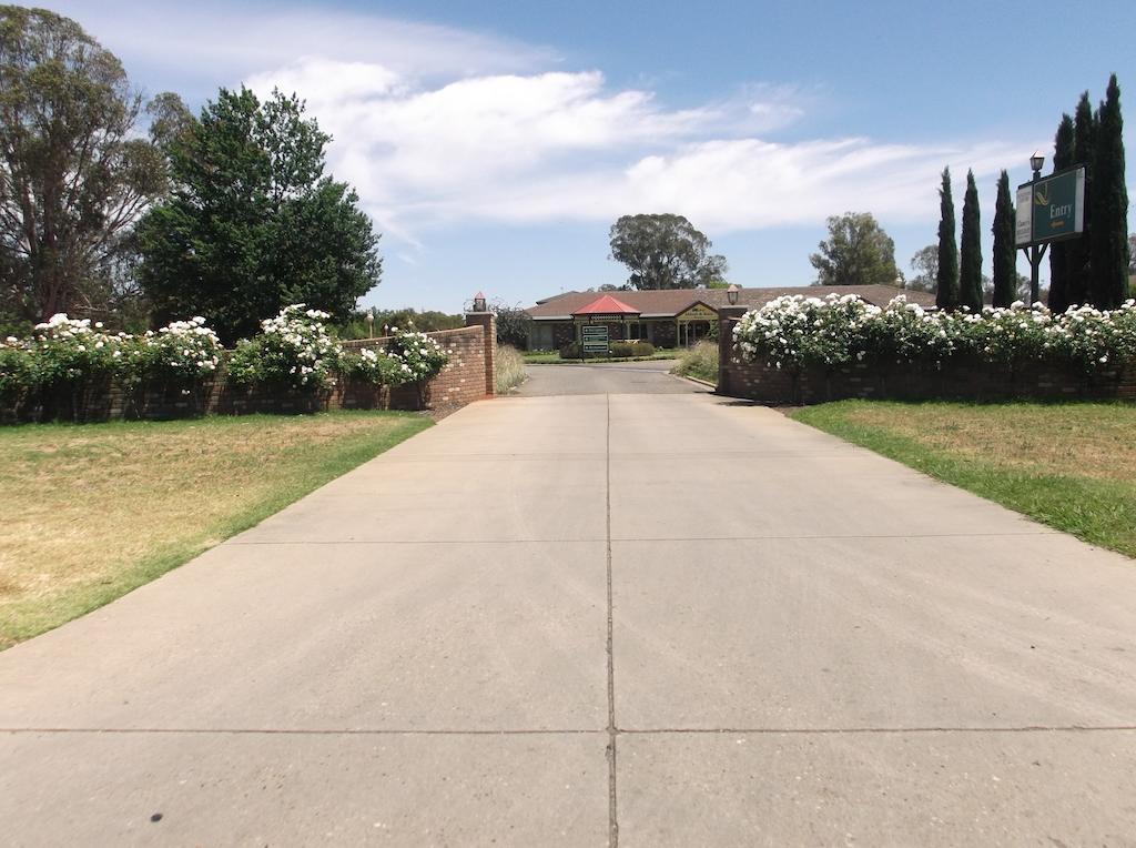 Quality Inn Carriage House Wagga Wagga Buitenkant foto