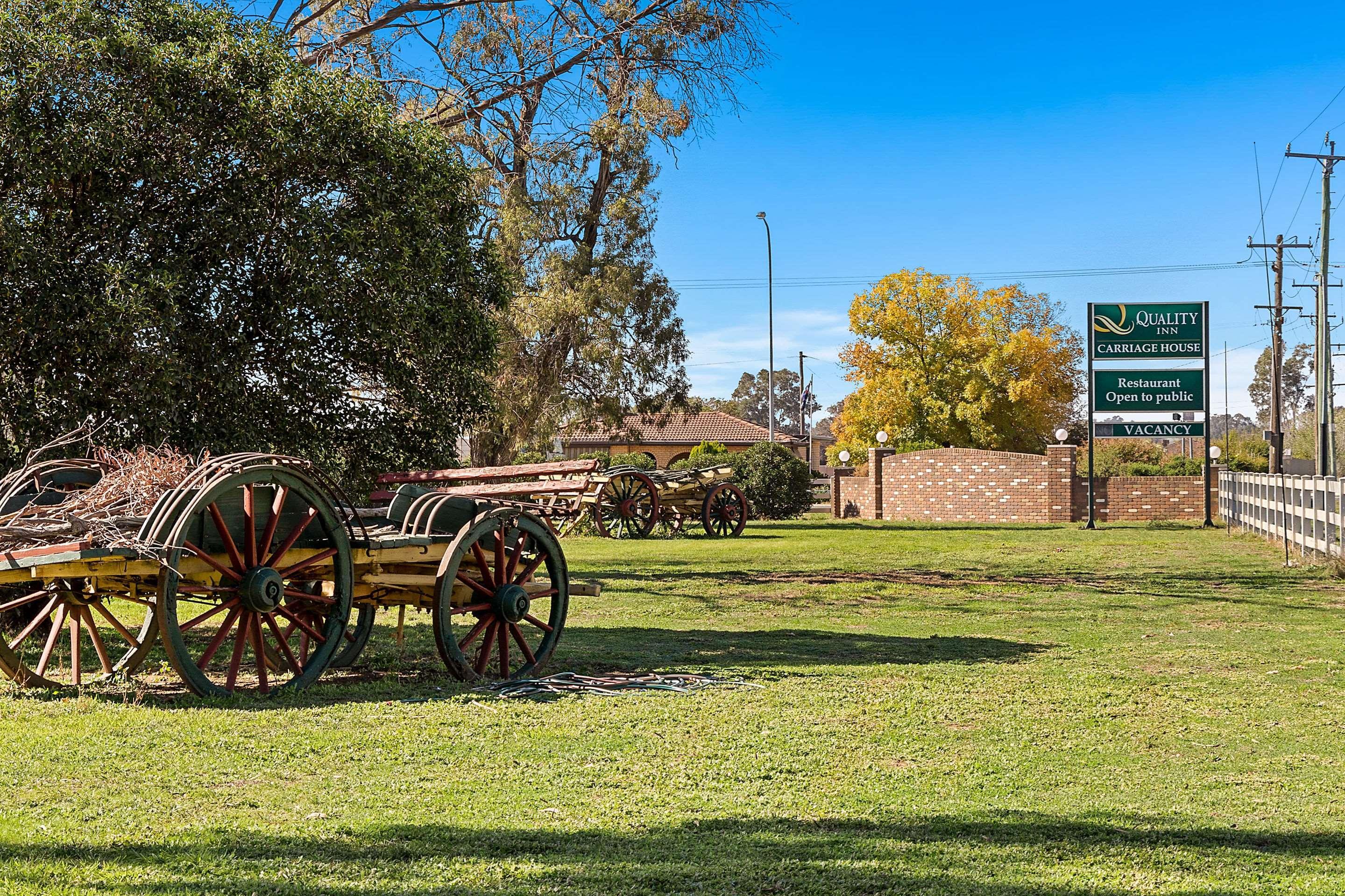 Quality Inn Carriage House Wagga Wagga Buitenkant foto