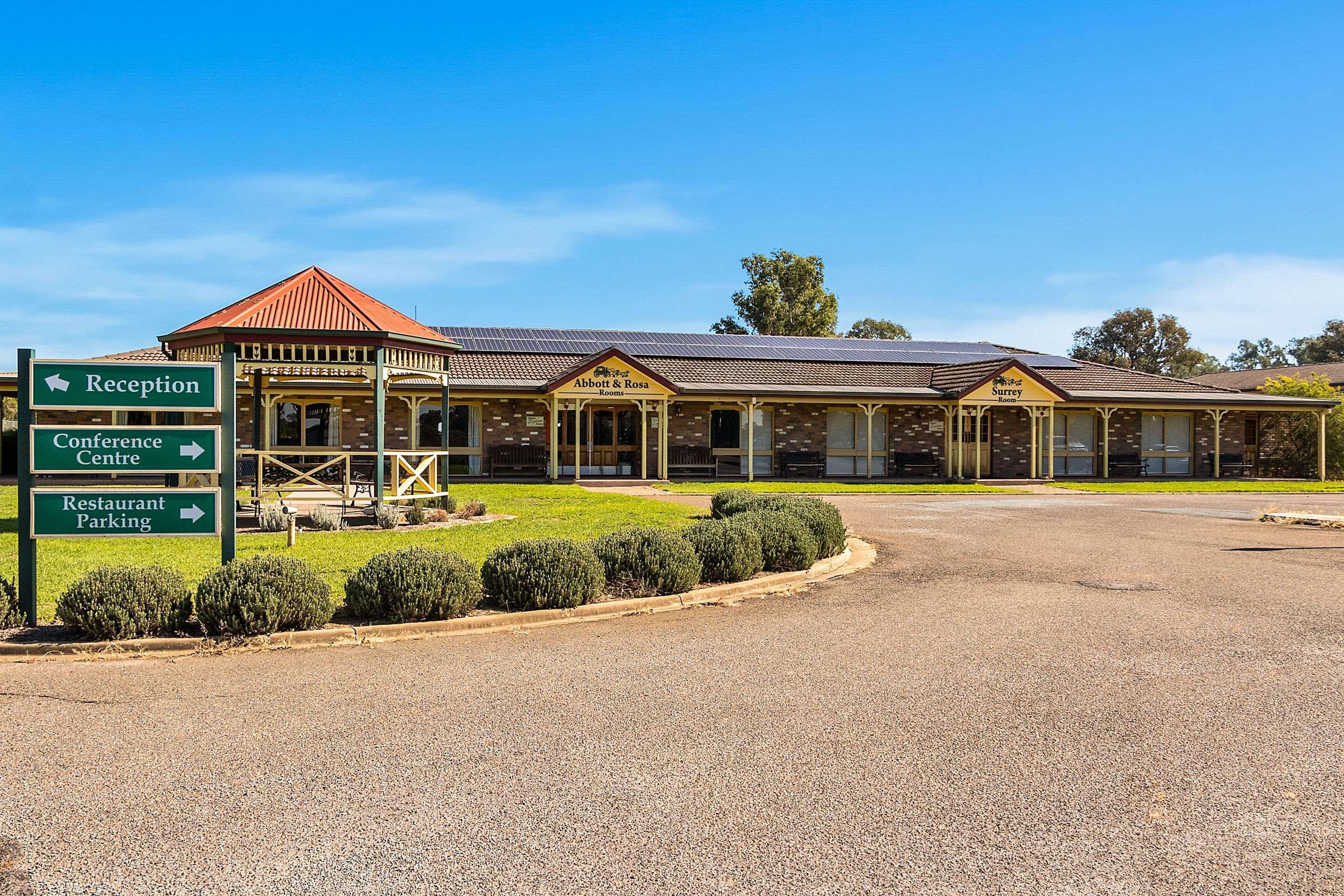 Quality Inn Carriage House Wagga Wagga Buitenkant foto